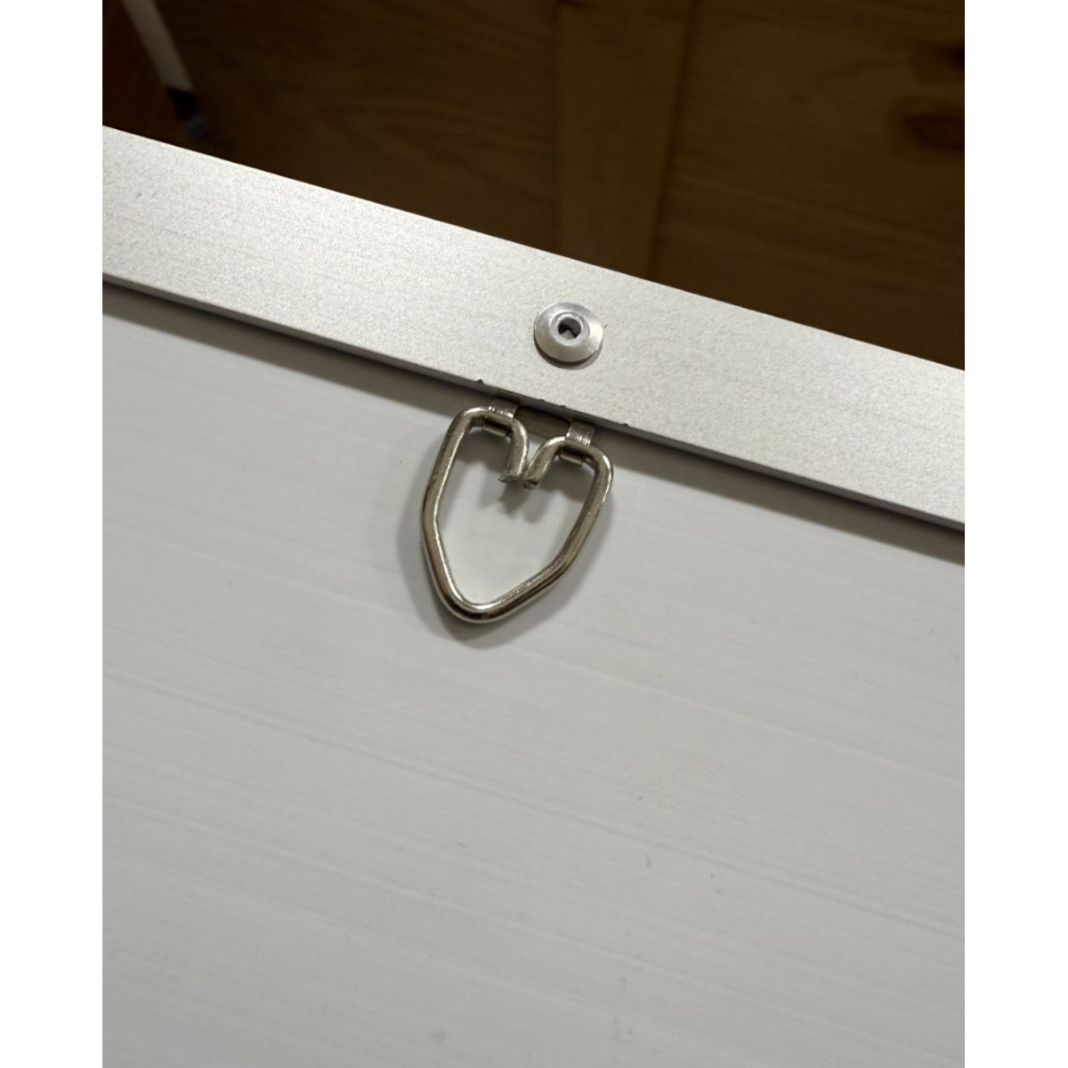 Attached D hooks 1728 sq in and under